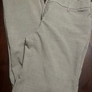 Women’s Apt 9 modern fit size 4 pants -taupe